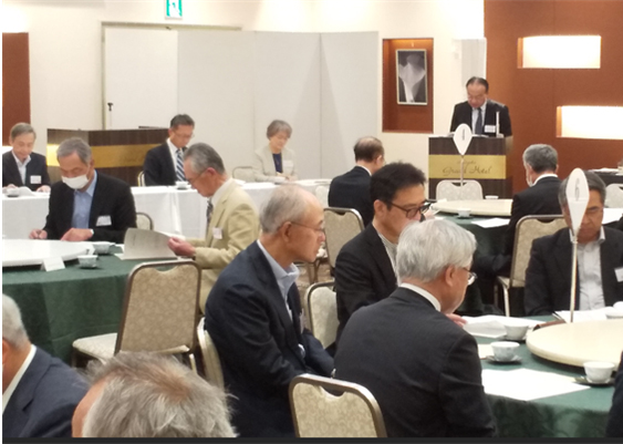 議案審議中です