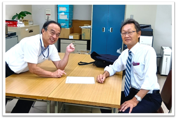 副理事長の池田 紀夫さん（右）　激励に来訪